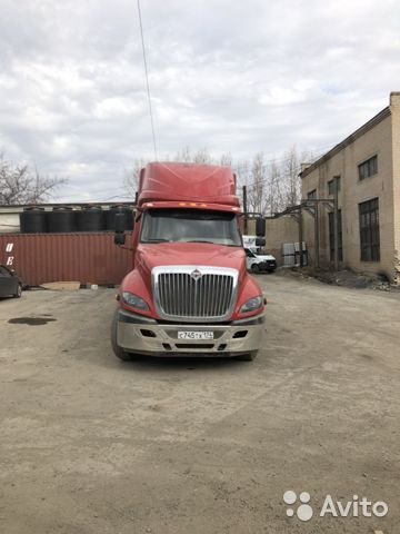 Седельный тягач International