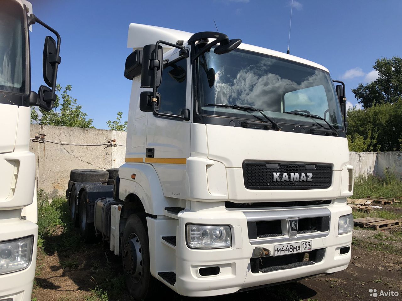 Седельный тягач КамАЗ 65206