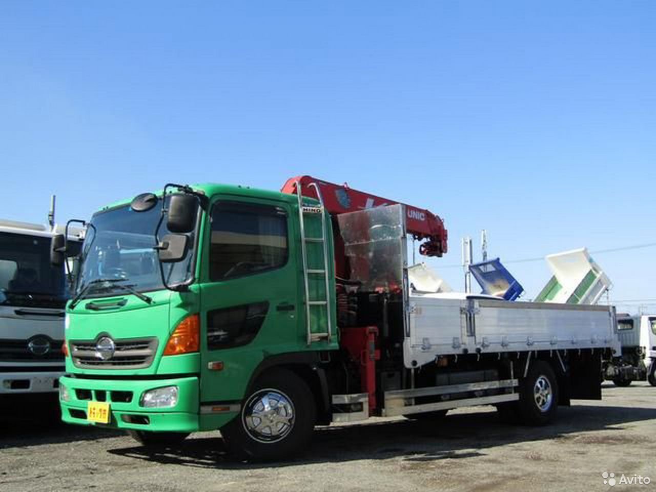 Бортовой грузовик с КМУ HINO Ranger
