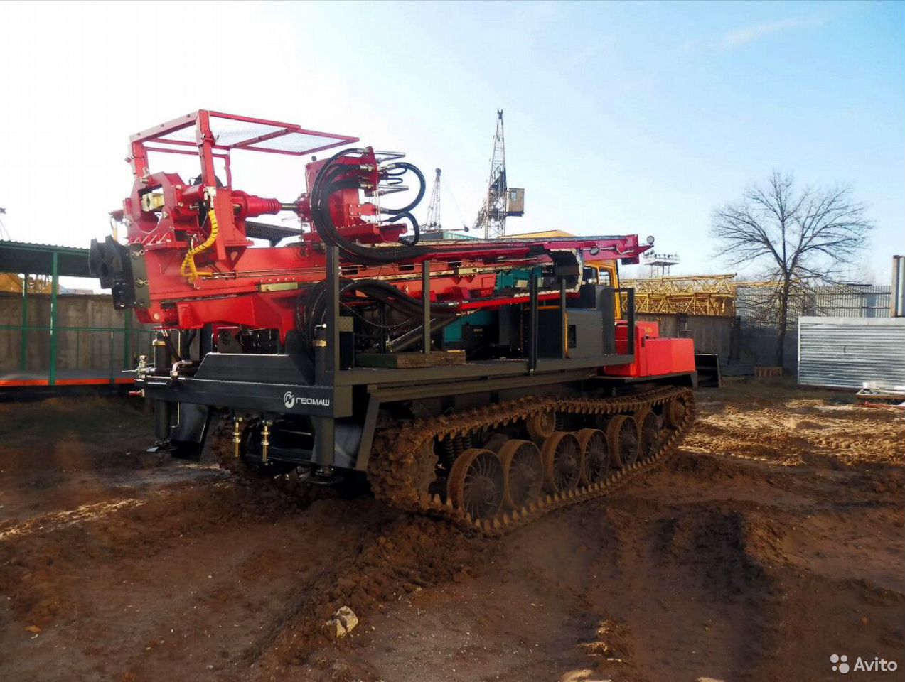 Мобильная буровая установка Геомаш УГБ-587