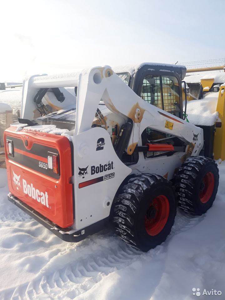 Мини-погрузчик Bobcat S650