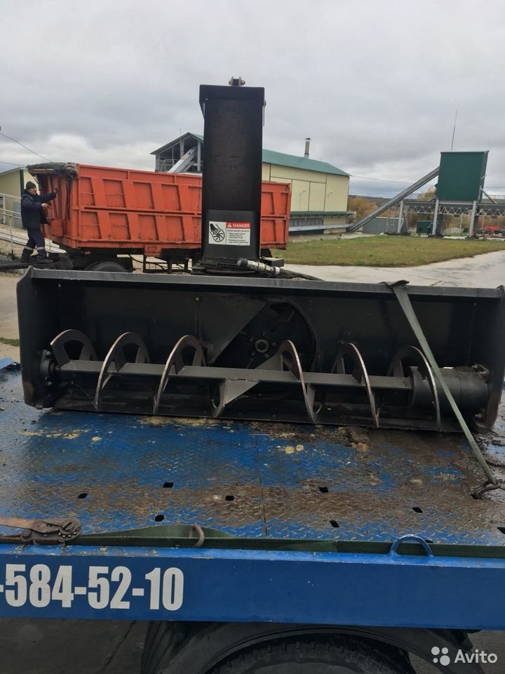Навесной снегоуборщик Bobcat SB200