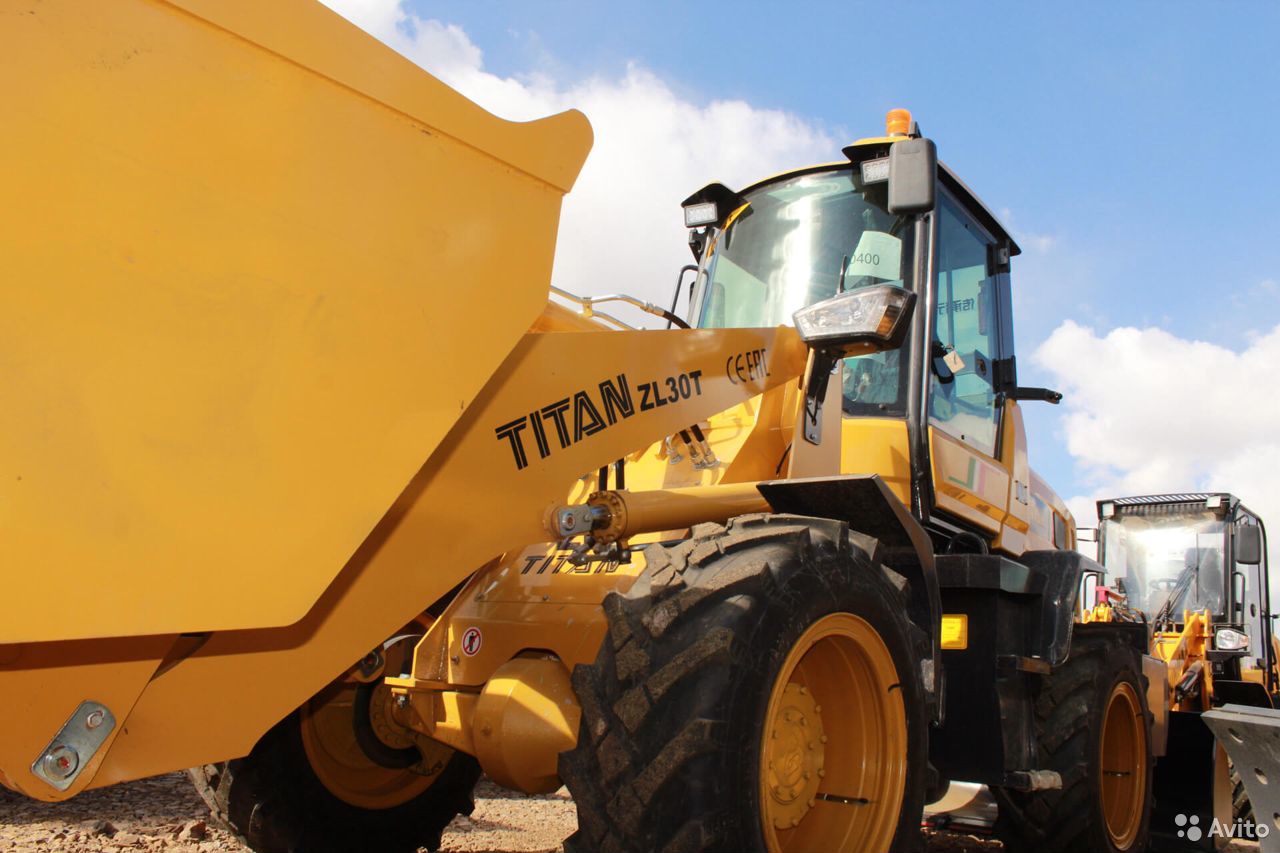 Фронтальный погрузчик Titan ZL30T