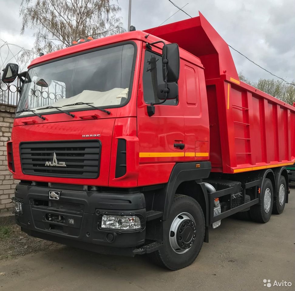Самосвал МАЗ 6501С5-584-000