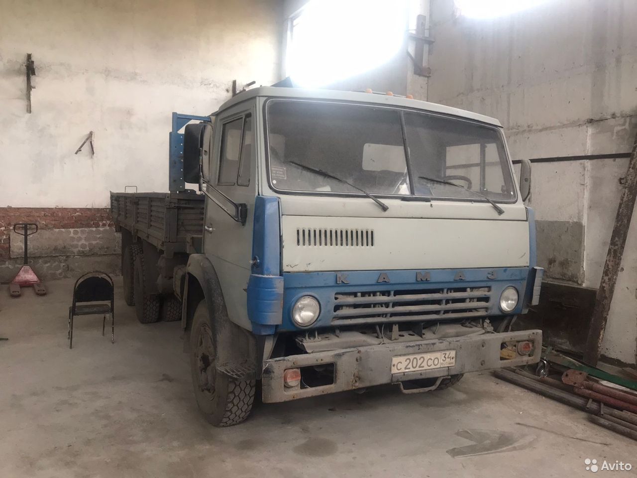 Бортовой грузовик с КМУ КамАЗ