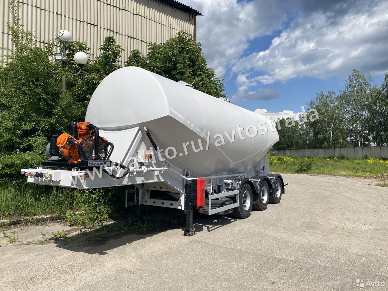 Полуприцеп кормовоз GT7 М 34