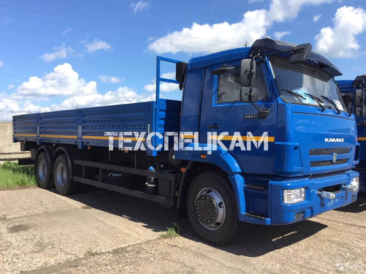 Бортовой грузовик КамАЗ 65117