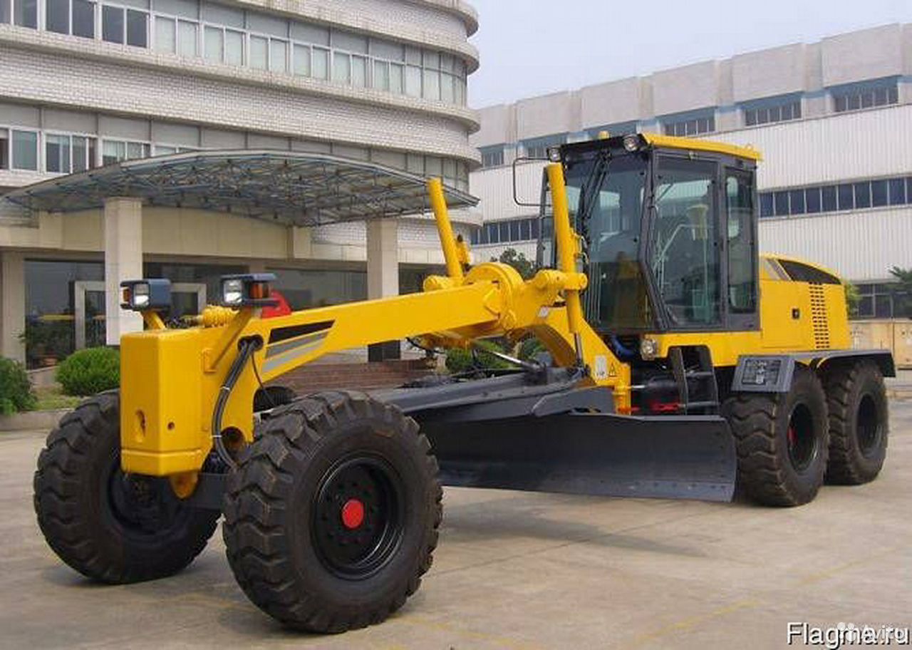 Автогрейдер XCMG GR260