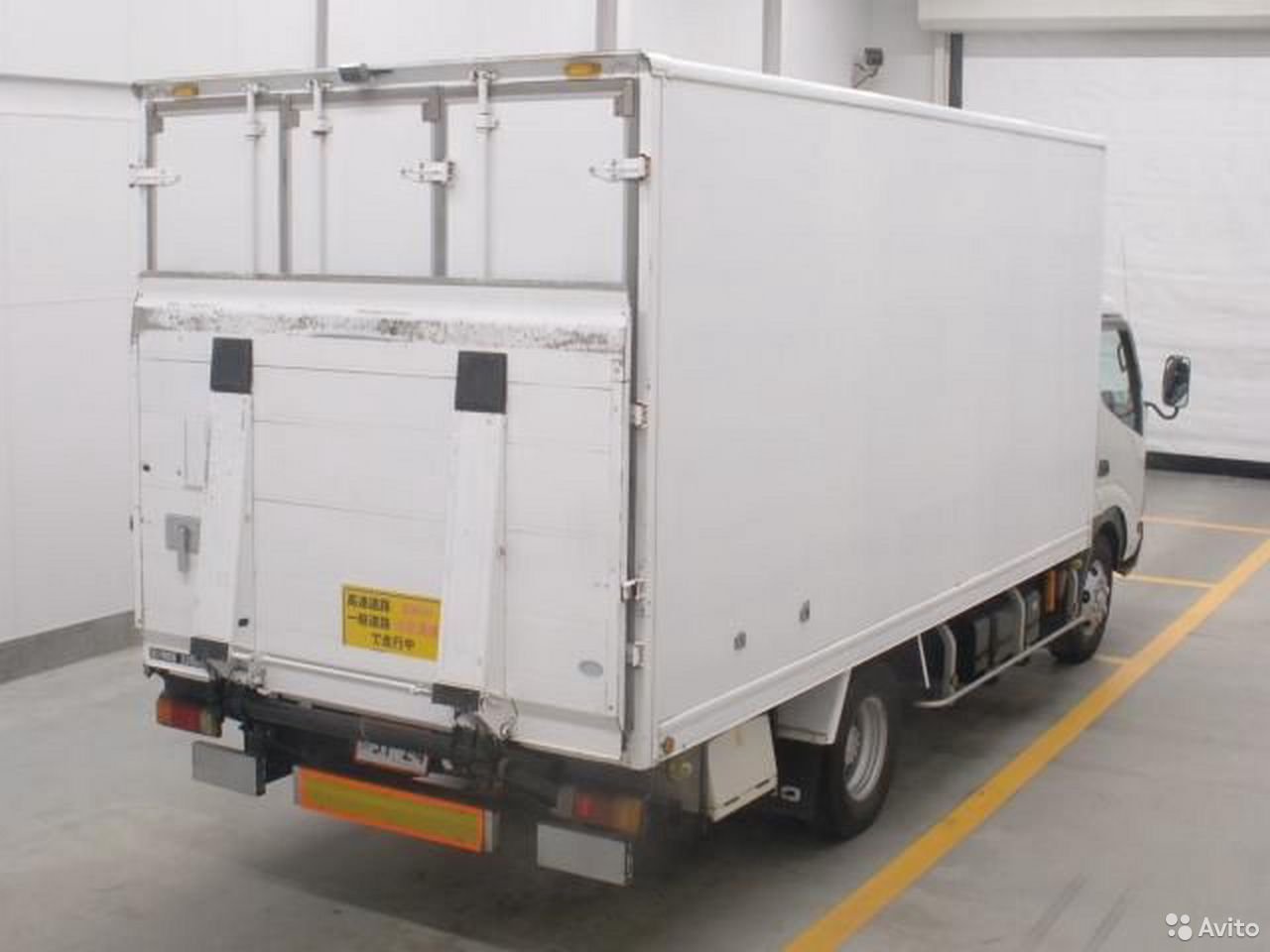 Рефрижераторный фургон Hino Dutro