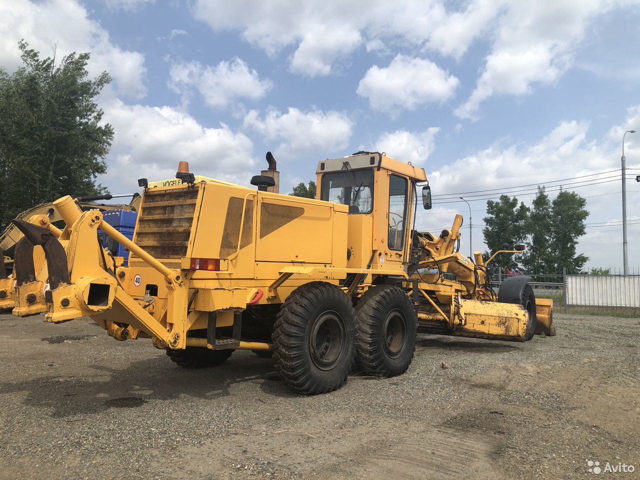 Автогрейдер Дормаш ДЗ-298-3