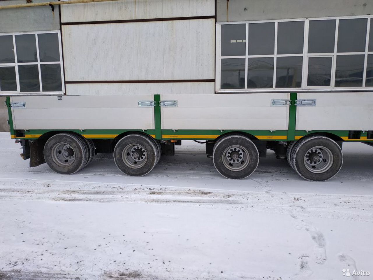 Полуприцеп тяжеловоз САП 946435