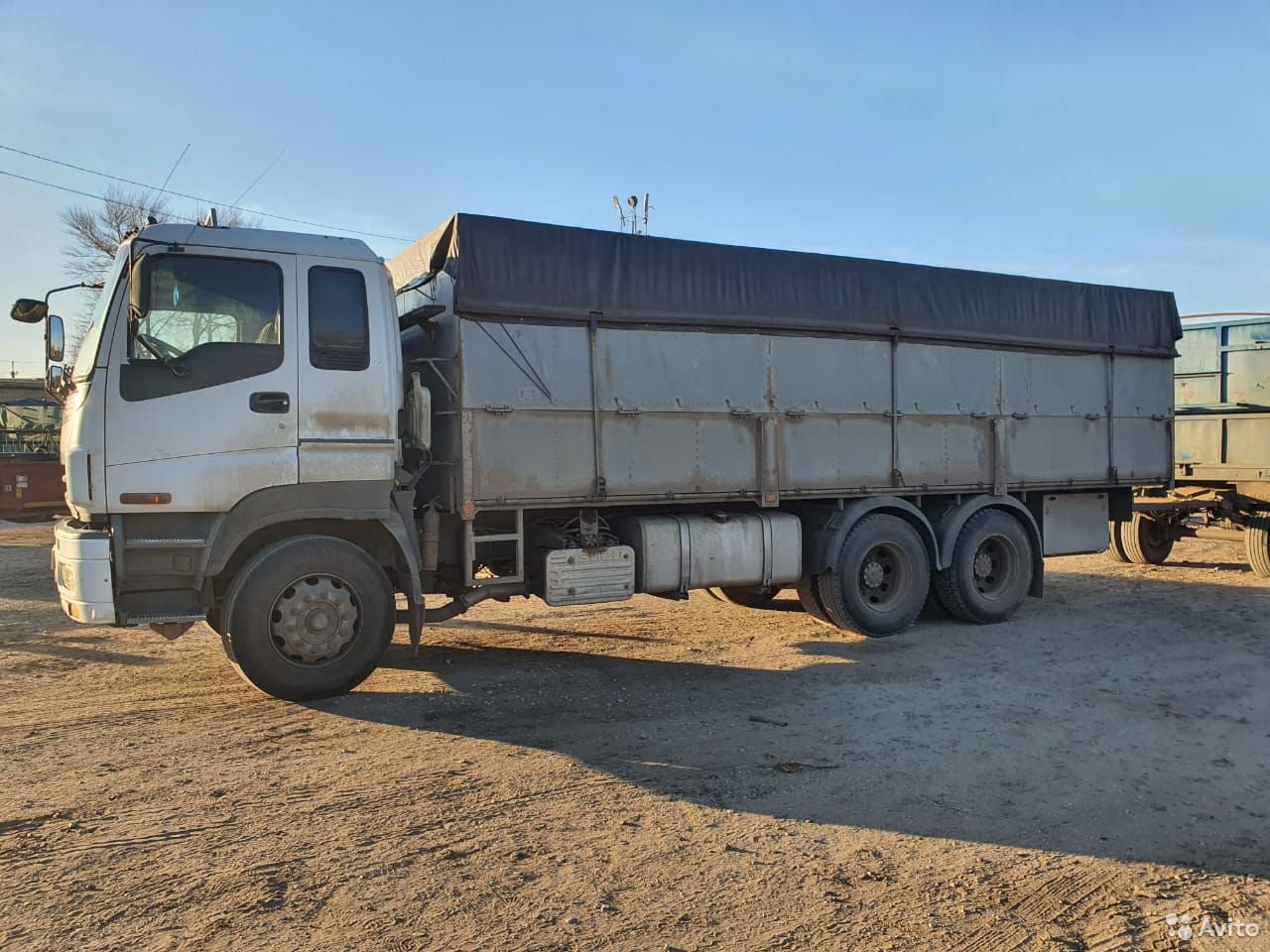 Зерновоз Isuzu CYZ