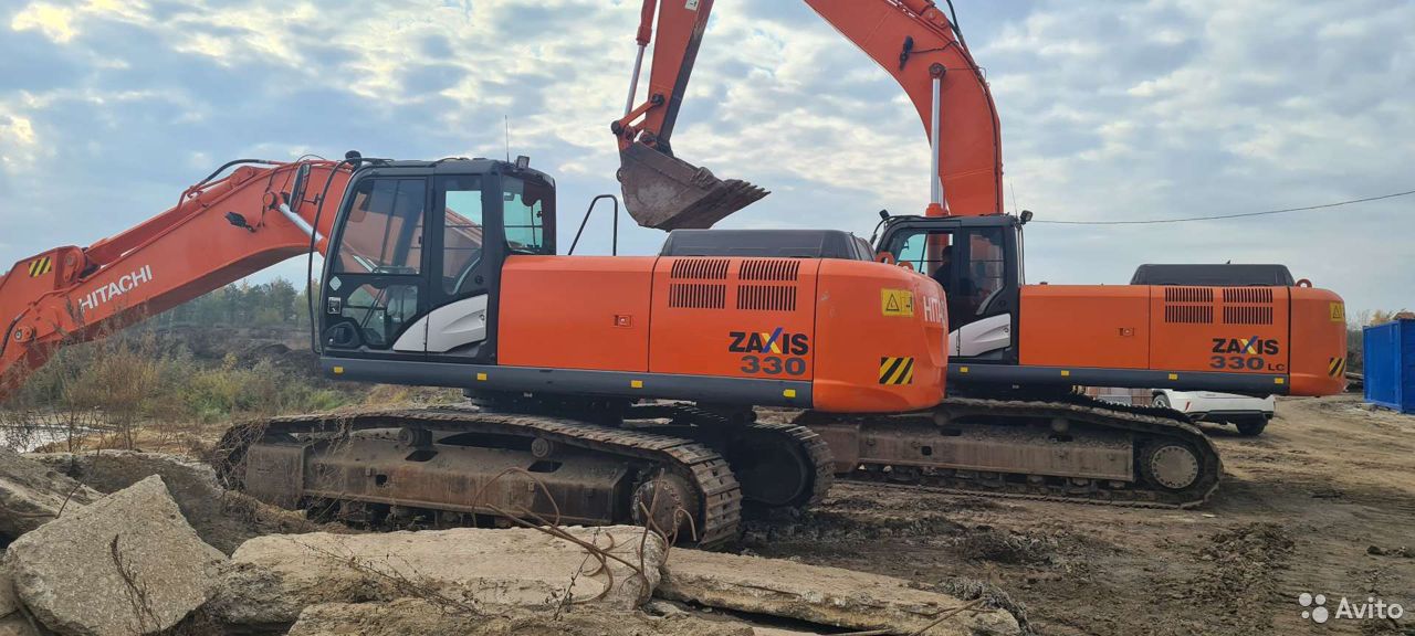 Гусеничный экскаватор Hitachi ZX330-5G