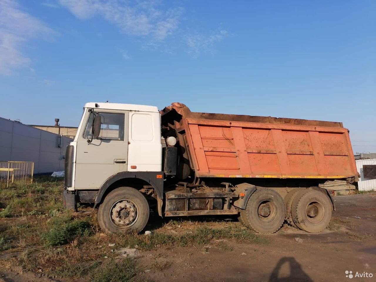 Самосвал МАЗ 280