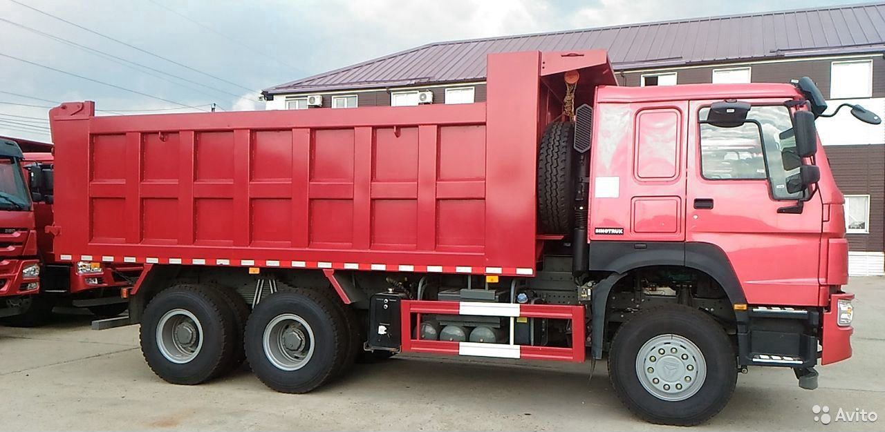 Самосвал HOWO HW76