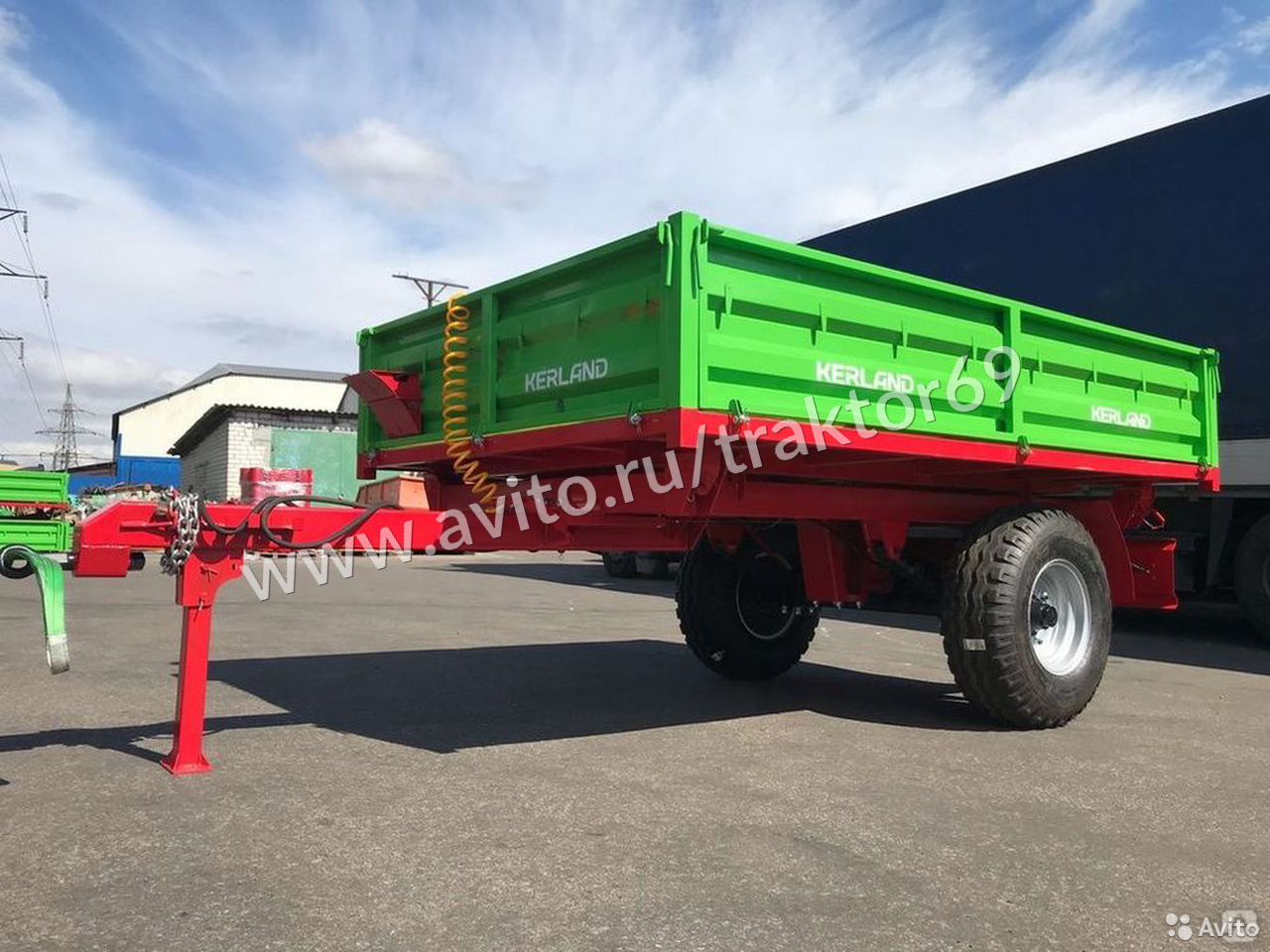 Тракторный прицеп Kerland П-3210