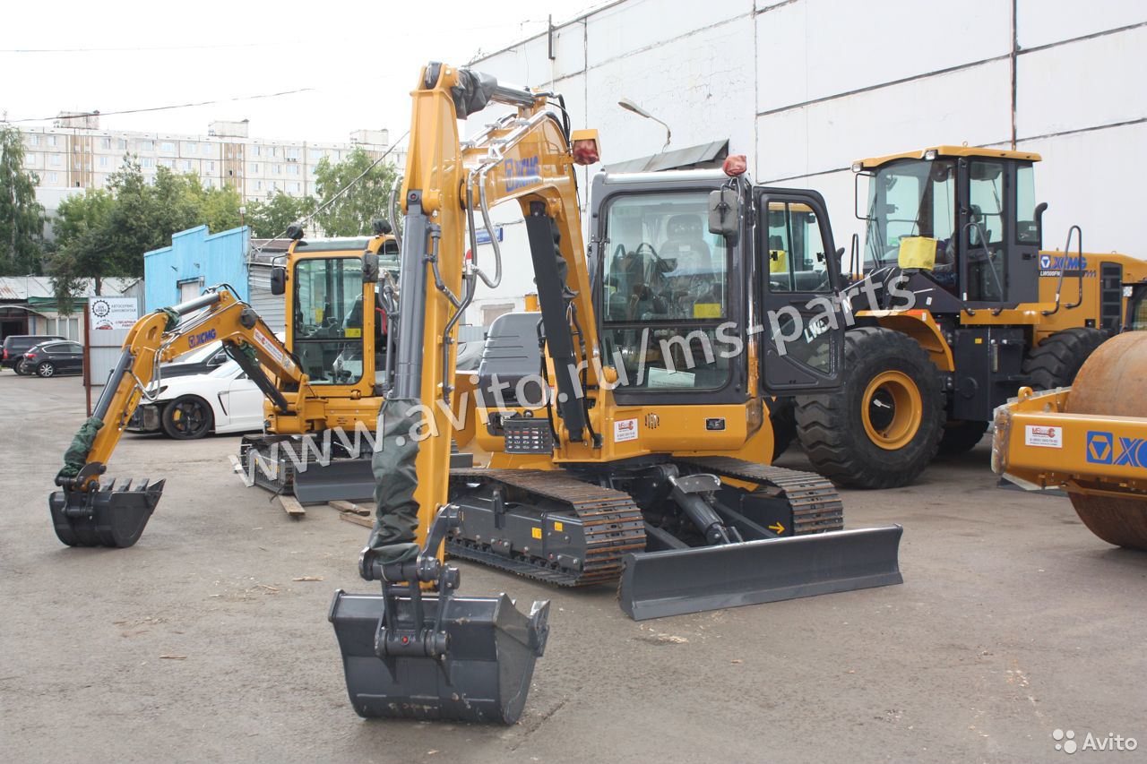 Мини-экскаватор XCMG XE55DA