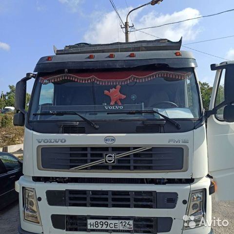 Самосвал Volvo FM 12