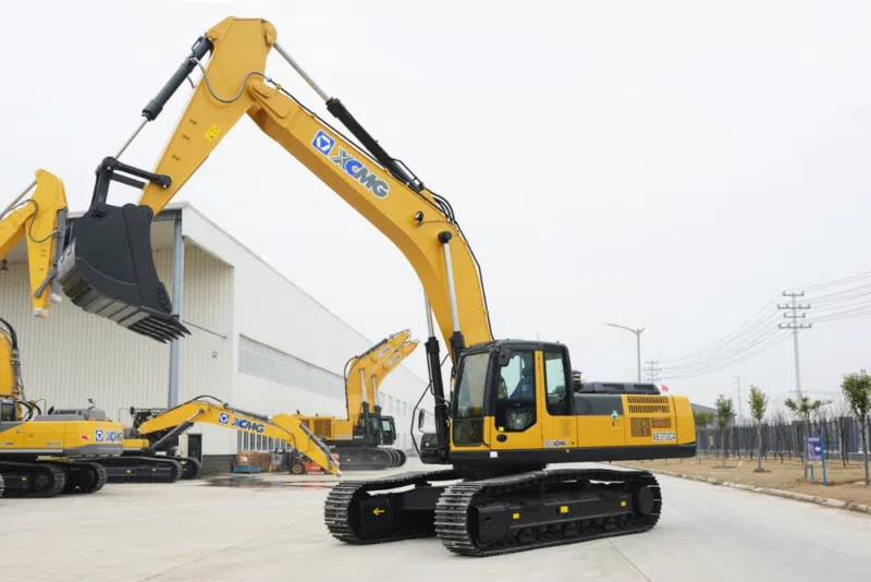 Гусеничный экскаватор XCMG XE370CA