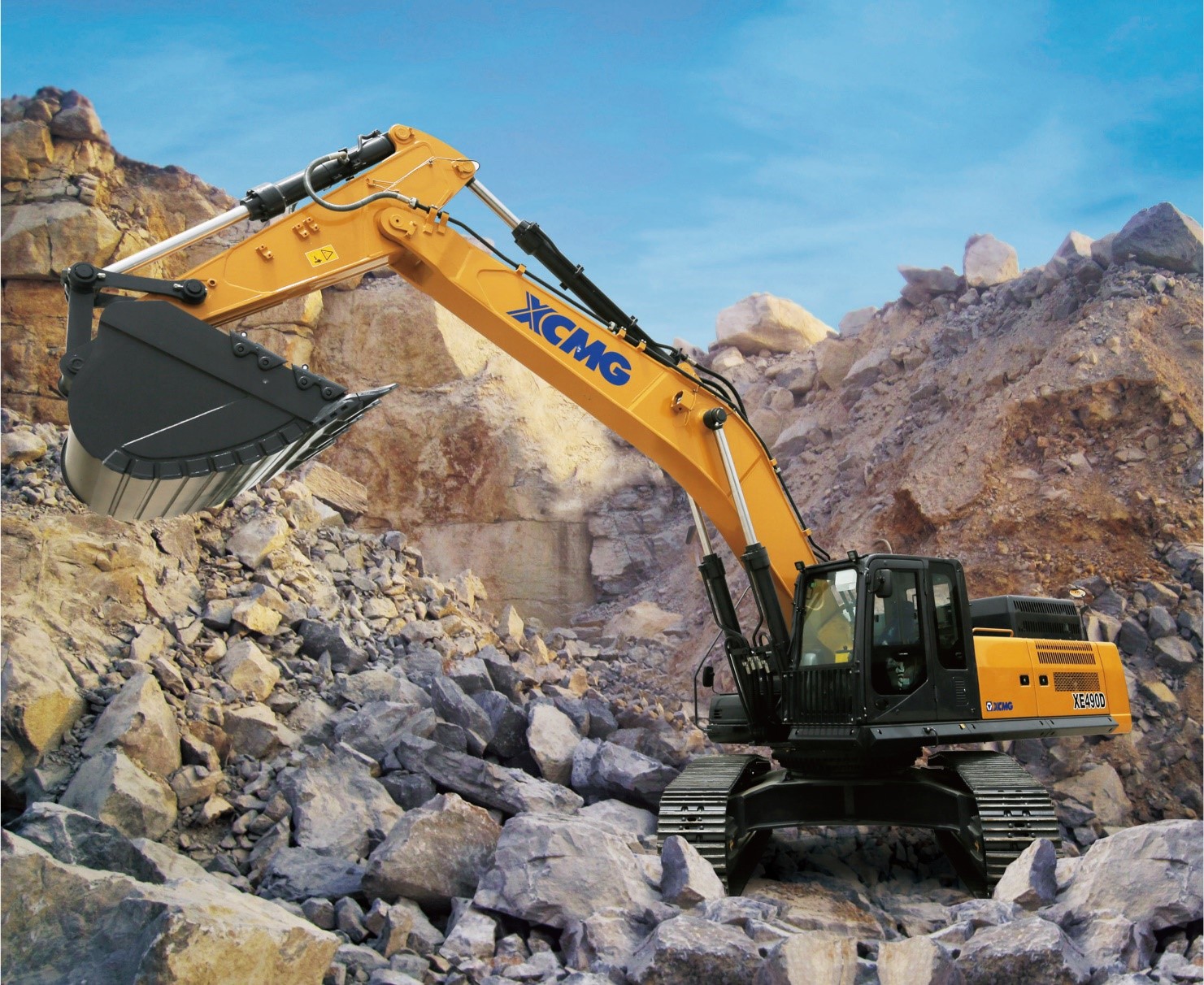 Гусеничный экскаватор XCMG XE490D