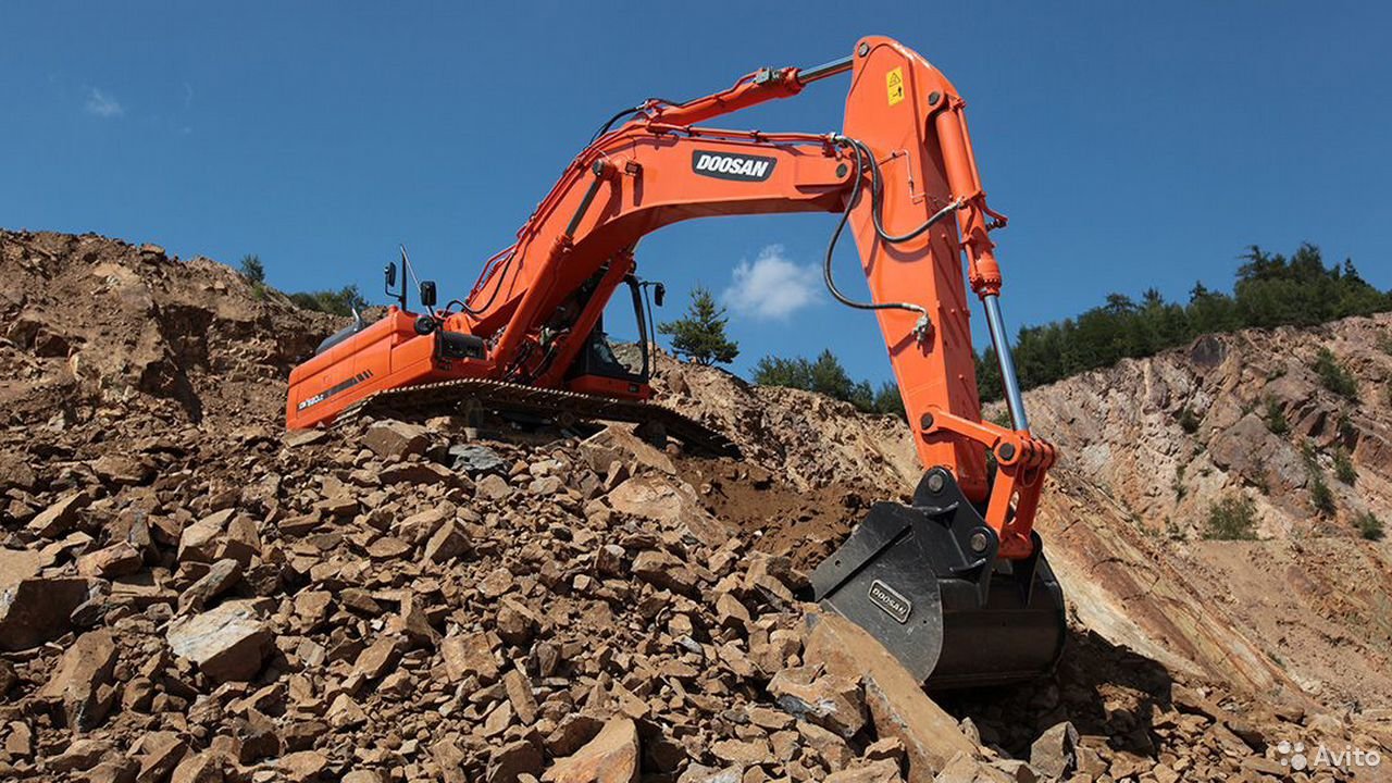 Гусеничный экскаватор DOOSAN DX260LCA