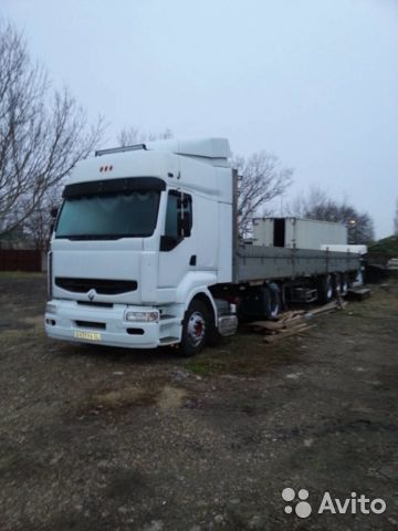Седельный тягач Renault Premium