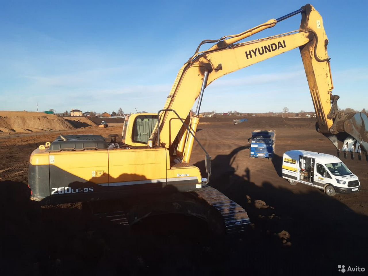 Гусеничный экскаватор Hyundai R 260LC-9S