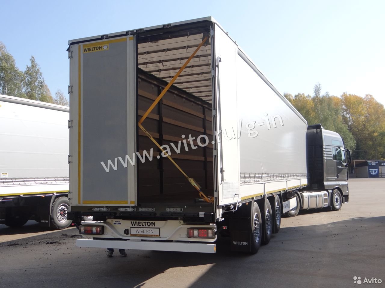 Тентованный полуприцеп WIELTON NS 3 KB M2