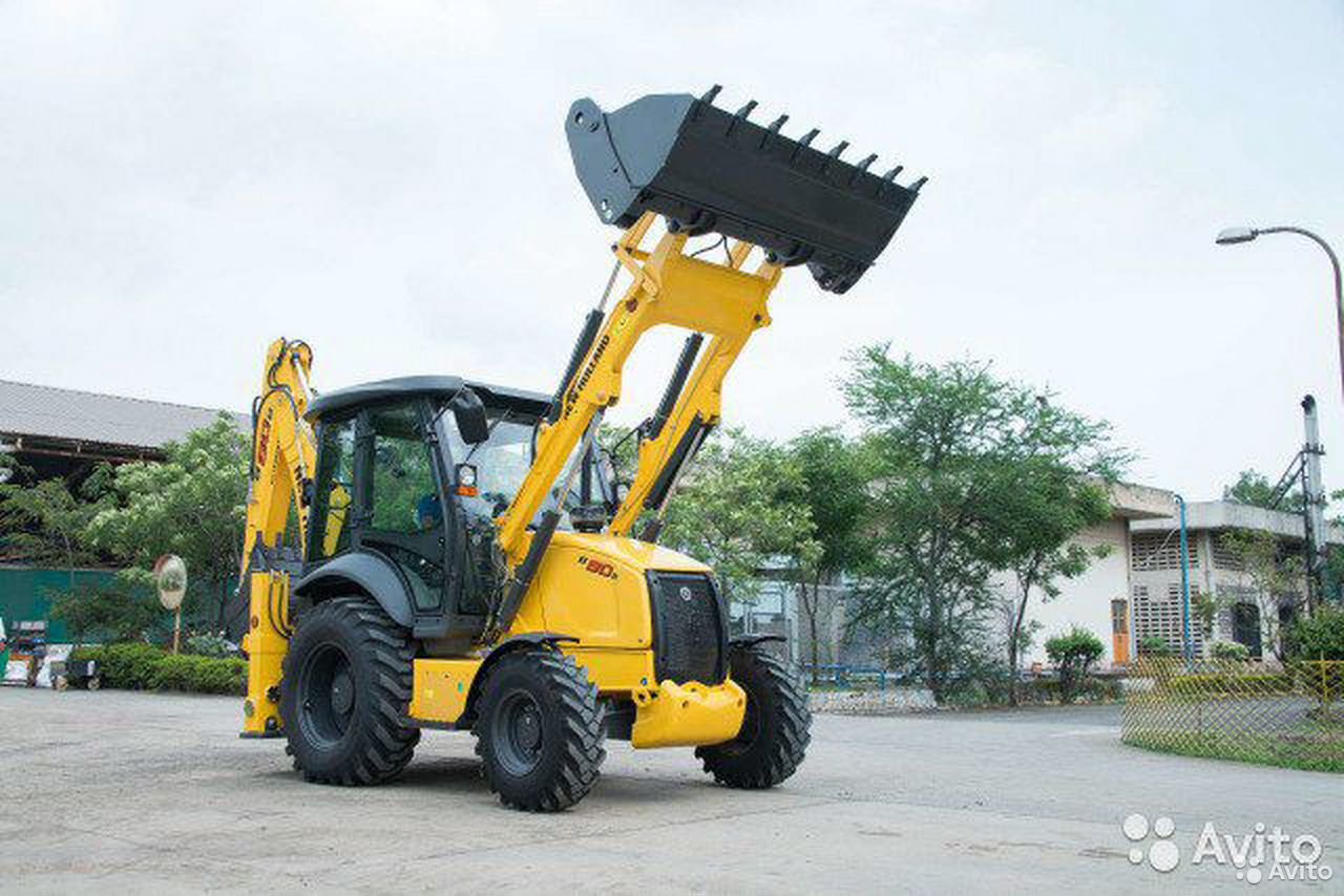 Экскаватор-погрузчик New Holland B80B
