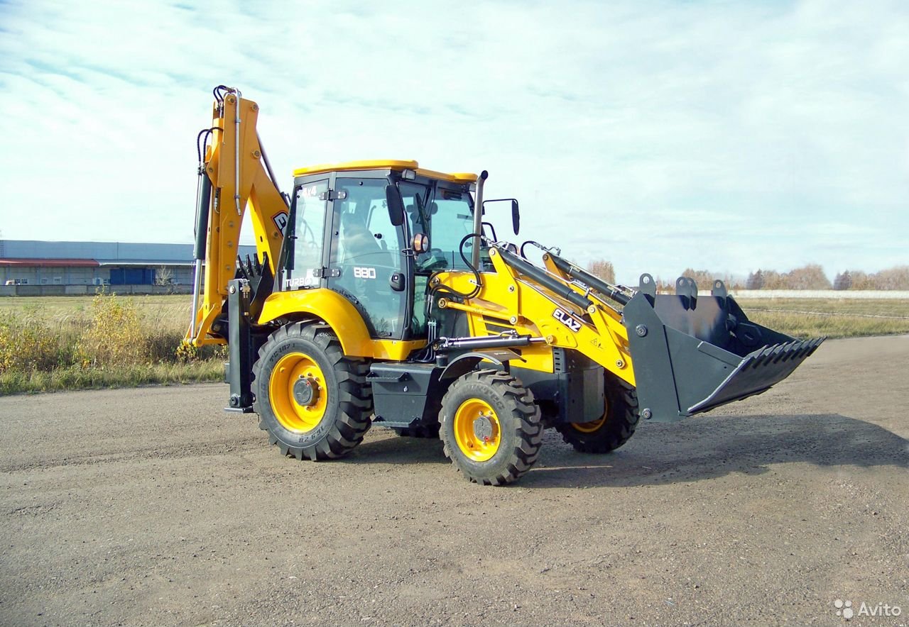 Экскаватор-погрузчик ELAZ BL-880
