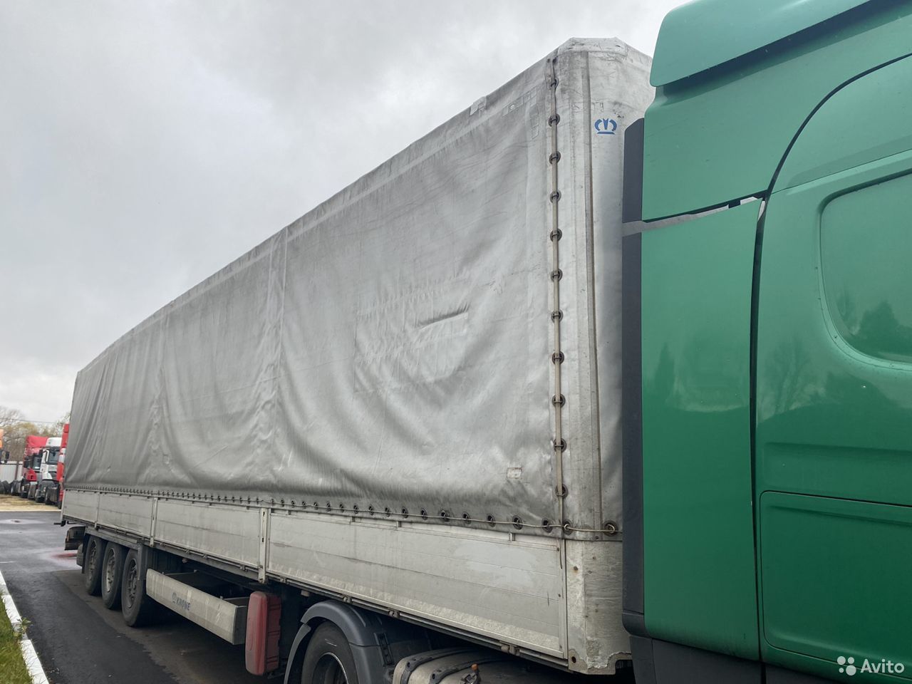 Тентованный полуприцеп Krone SD