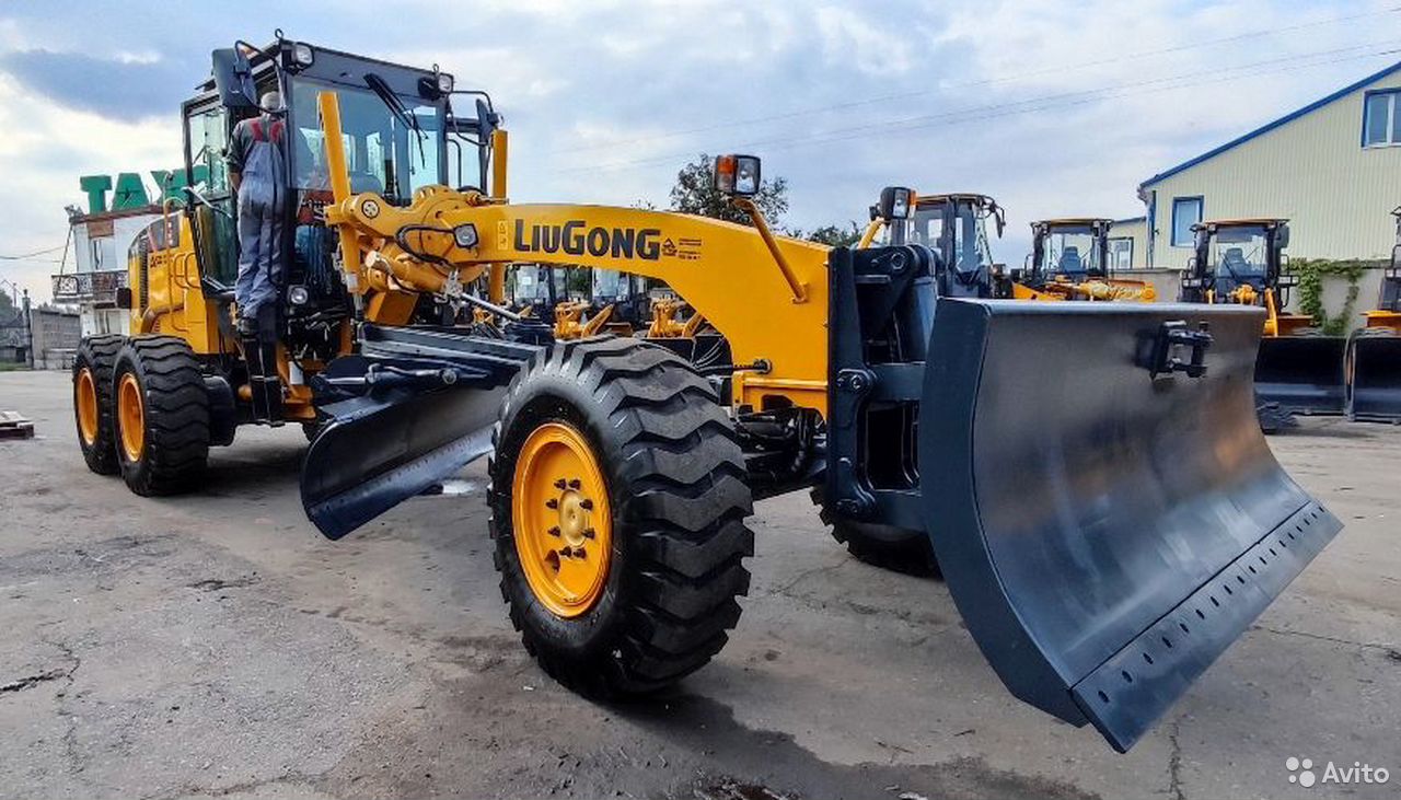 Автогрейдер LiuGong CLG4215 6WD
