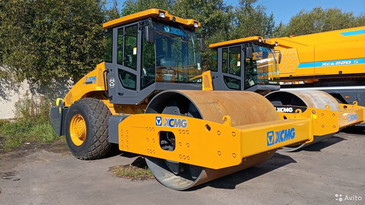 Грунтовый каток XCMG XS143