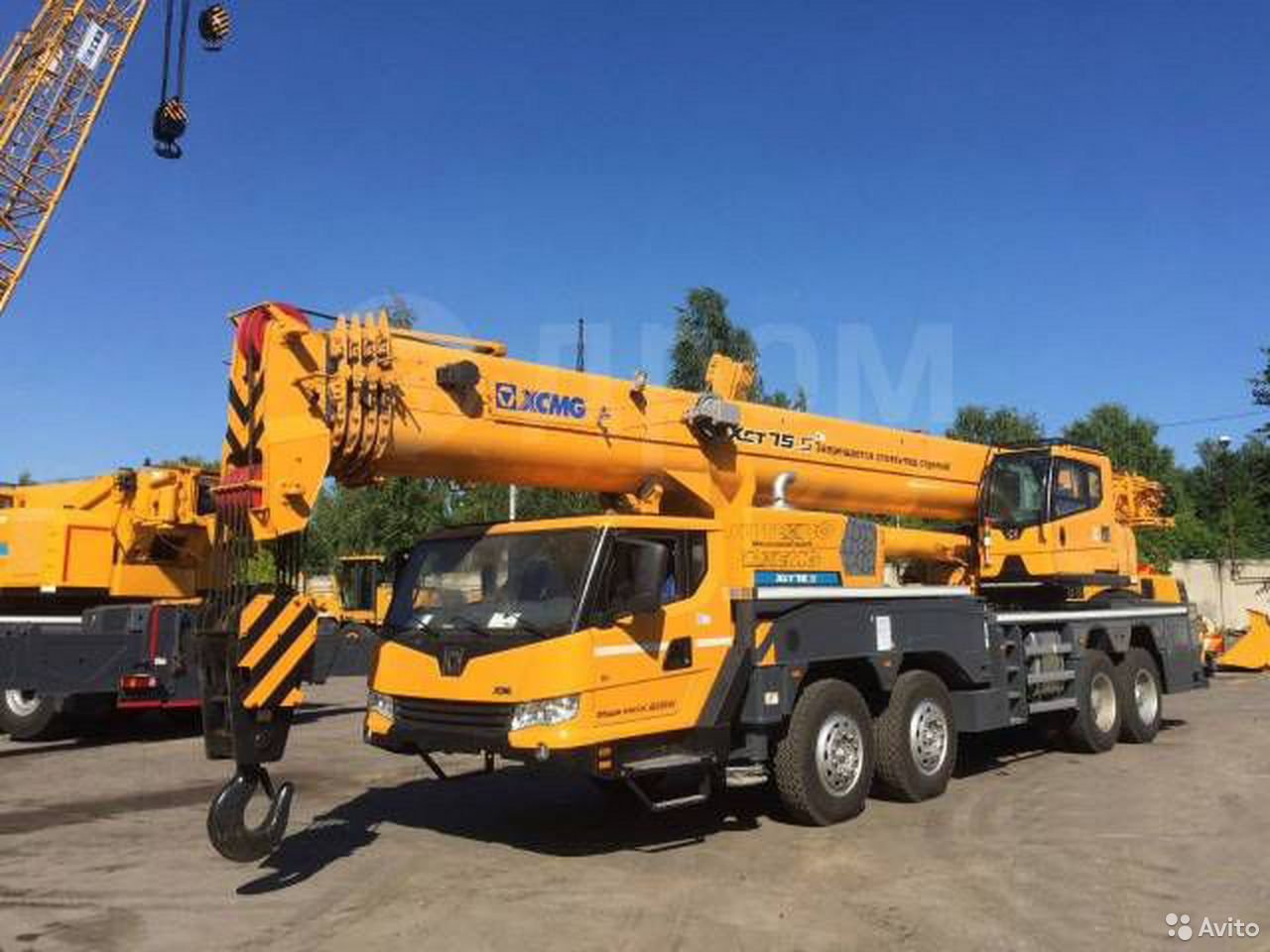 Автокран XCMG XCT75
