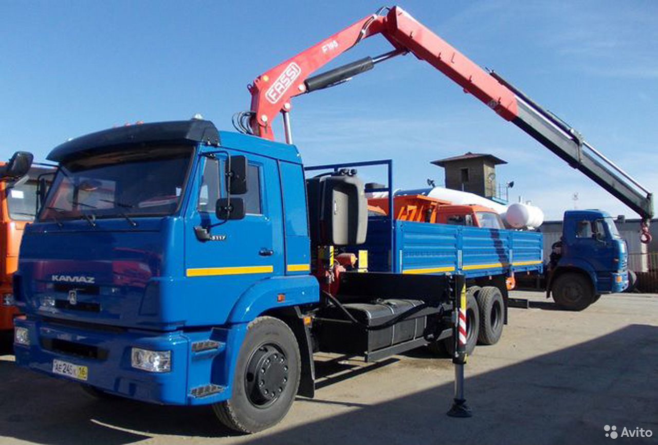 Бортовой грузовик с КМУ КамАЗ 65117-3010-48 с КМУ Fassi F155A.0.2