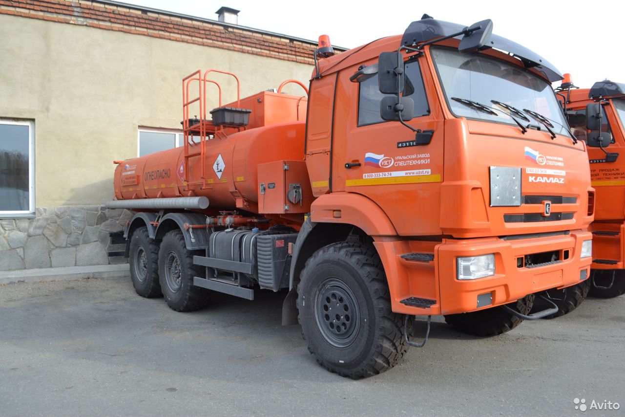 Бензовоз КамАЗ 43118 АТЗ 12
