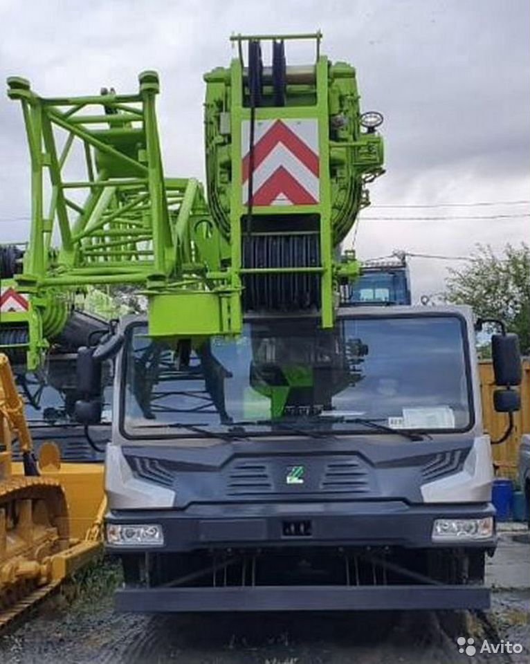 Автокран Zoomlion ZTC800V