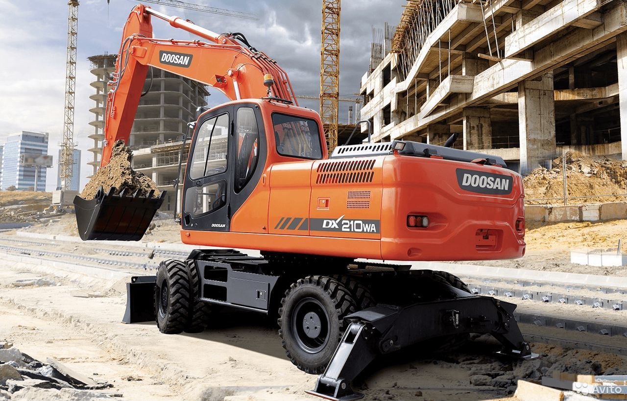 Колесный экскаватор Doosan DX210WA