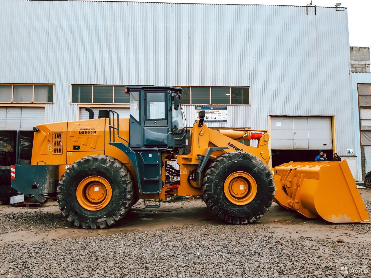 Фронтальный погрузчик Lonking LG863