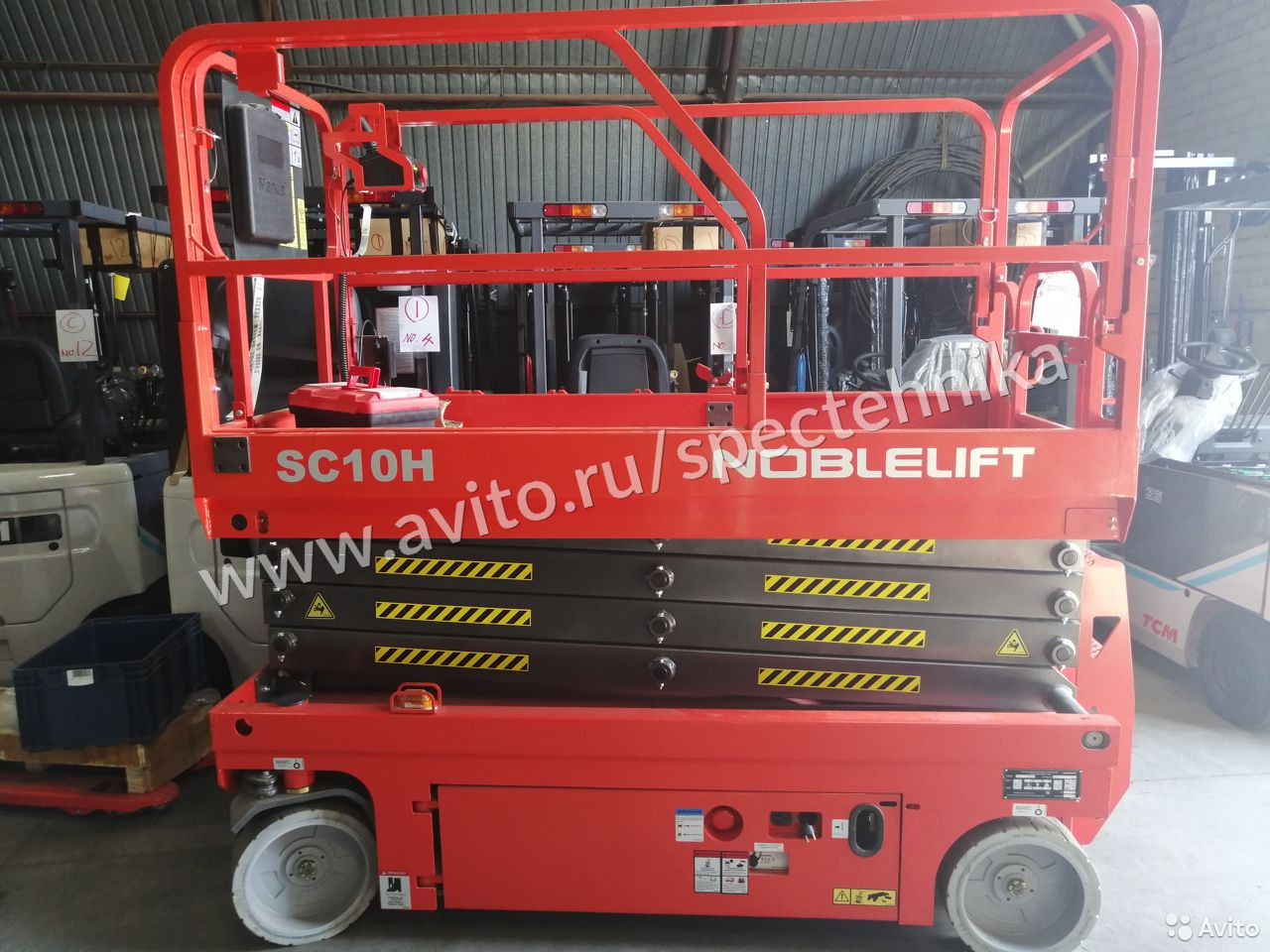 Ножничный подъемник NOBLELIFT SC12H