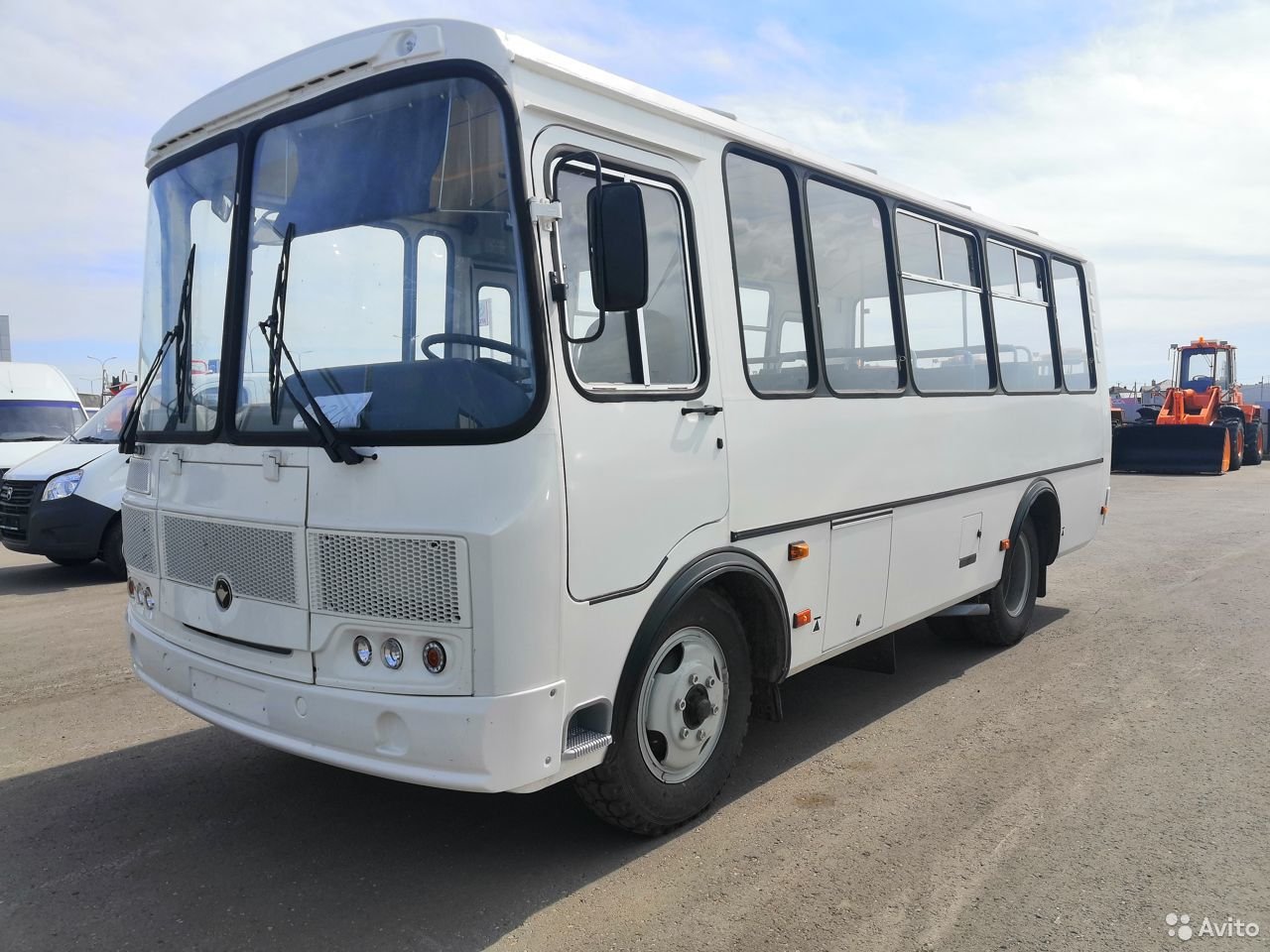 Автобус ПАЗ 3205
