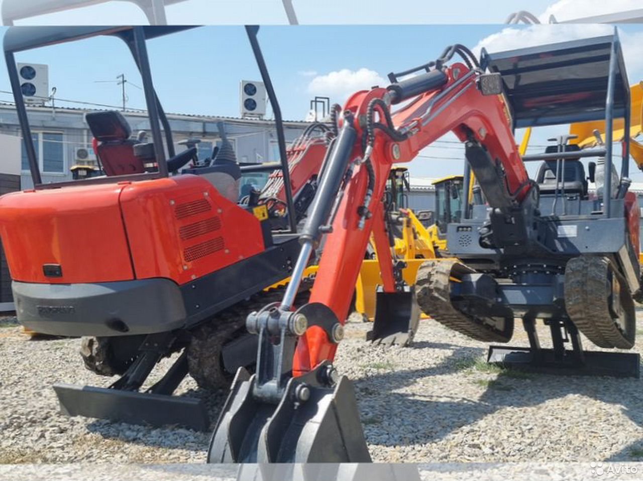Мини-экскаватор XCMG XE15