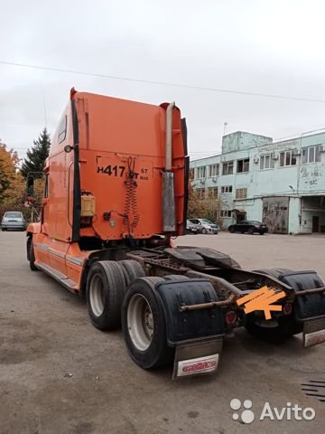 Седельный тягач Freightliner