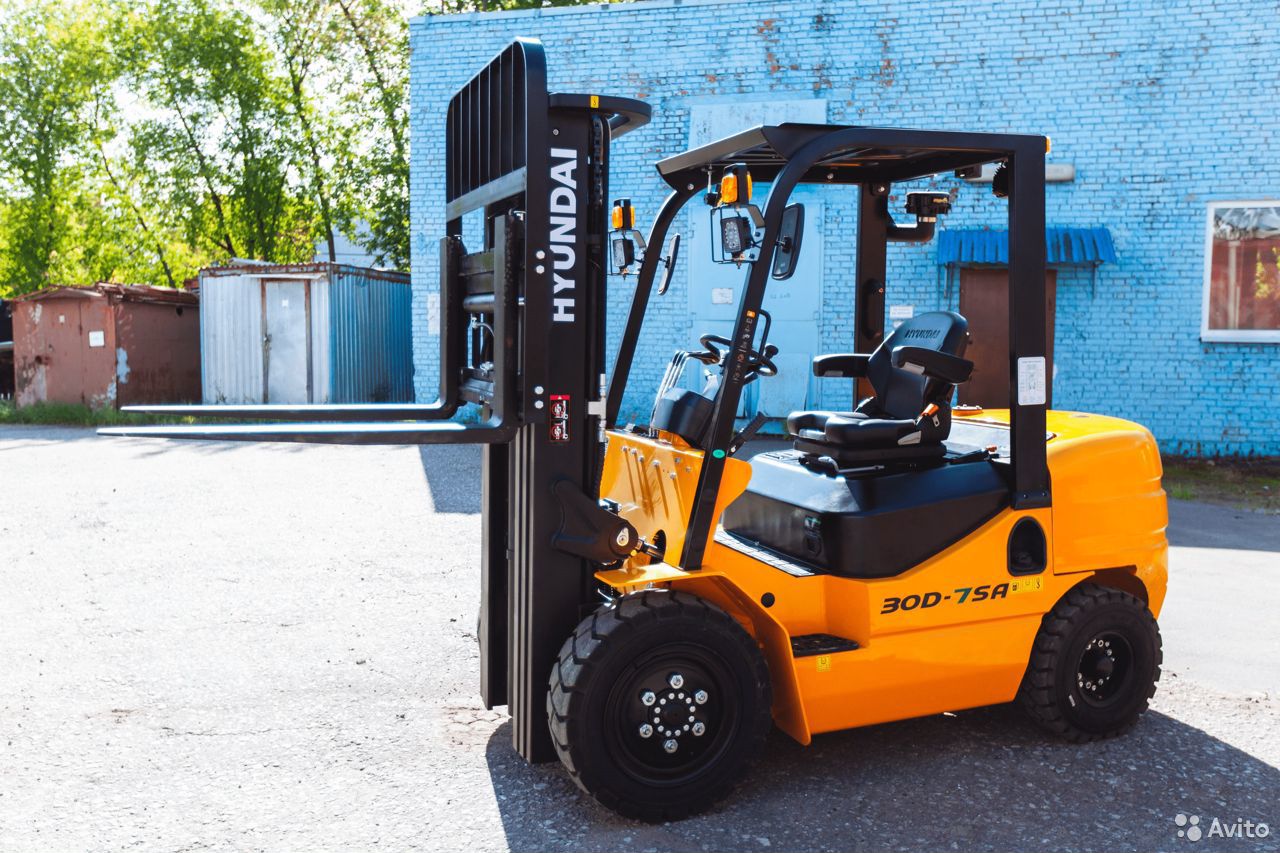 Вилочный погрузчик Hyundai 30D-7SA