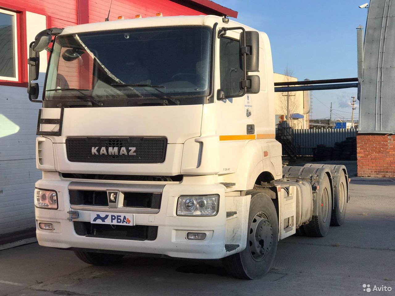 Седельный тягач КамАЗ 65206