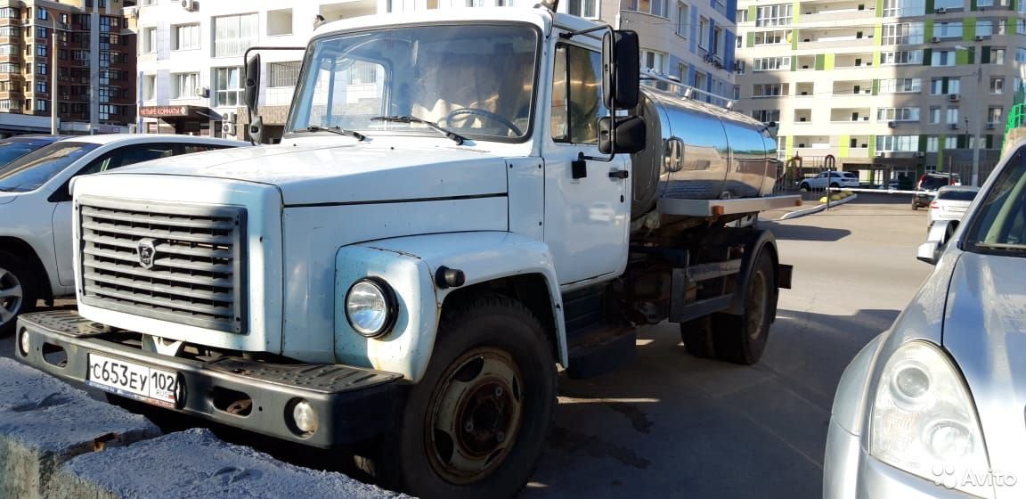 Автоцистерна ГАЗ молоковоз