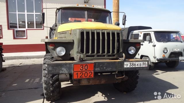 Бензовоз УРАЛ 432000-02 АТЗ