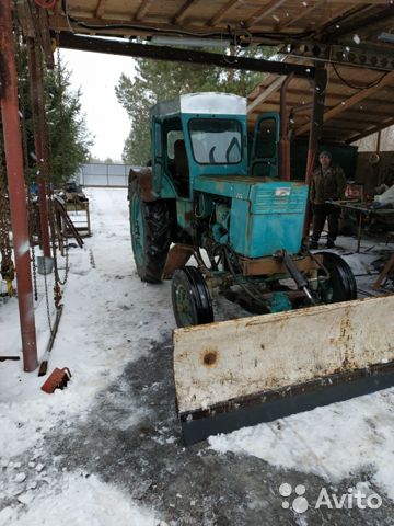 Трактор ЛТЗ Т-40