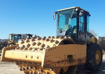 Вибрационный двухвальцовый каток Caterpillar CS76 XT