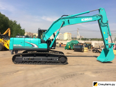 Гусеничный экскаватор Kobelco SK210LC-10